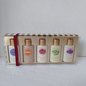 Victoria’s Secret Hydrating Body Lotion Gift Set